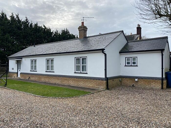 2 Bedroom Detached Bungalow To Rent In Brook Road, Bassingbourn, SG8