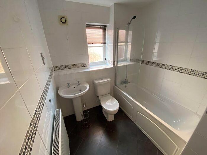 4 Bedroom Town House To Rent In East Of England Way, Orton Northgate, Peterborough, PE2