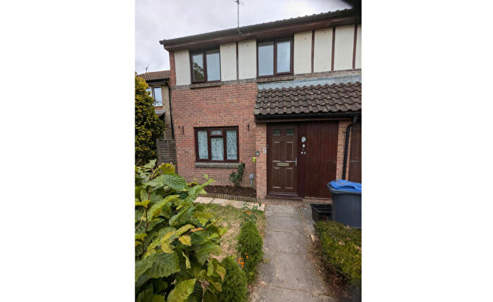 3 Bedroom Semi-Detached House To Rent In Fortune Way, Chippenham, Wiltshire, SN15