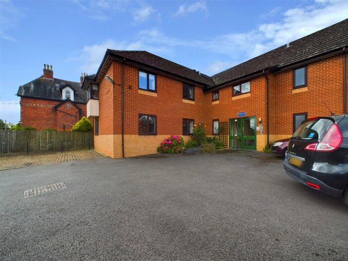 2 Bedroom Apartment For Sale In Albemarle Road, Churchdown, Gloucester, Gloucestershire, GL3