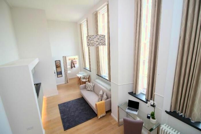 1 Bedroom Flat To Rent In Flat, Mcdonald Road, Edinburgh, EH7