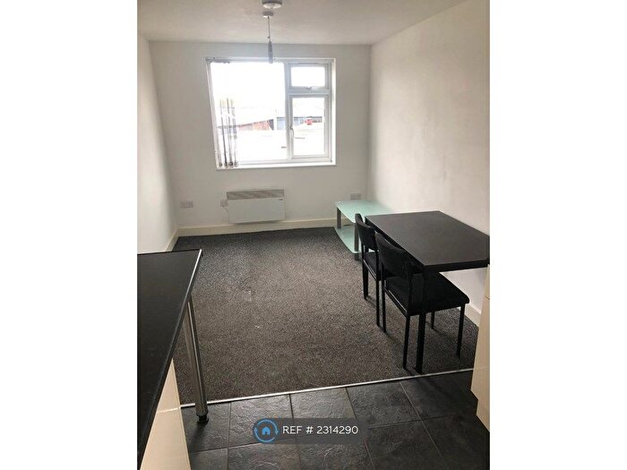 1 Bedroom Flat To Rent In Church Street, Old Basford, Nottingham, NG6