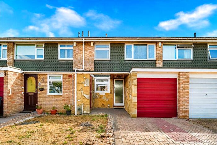 3 Bedroom Terraced House For Sale In Greenwood Drive, Highams Park, London, E4