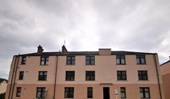 2 Bedroom Flat To Rent In Hepburn Street, Coldside, Dundee, DD3