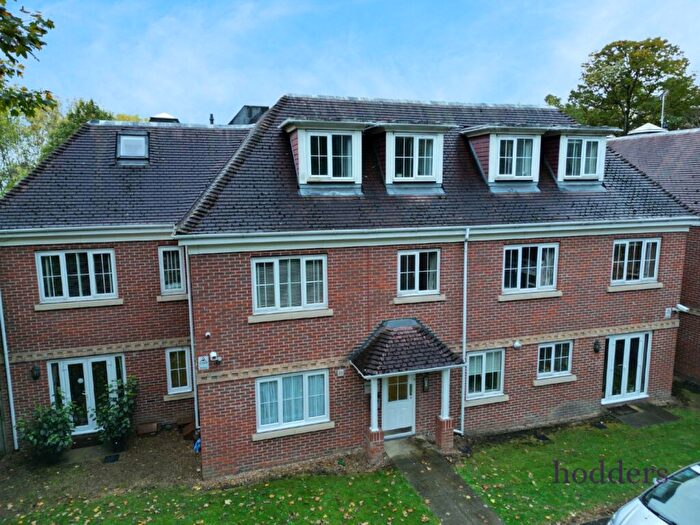 2 Bedroom Apartment To Rent In Surrey, KT15
