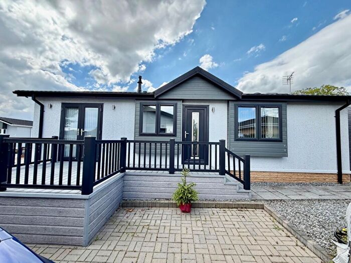 2 Bedroom Mobile Home For Sale In Draycott Road, Breaston, DE72