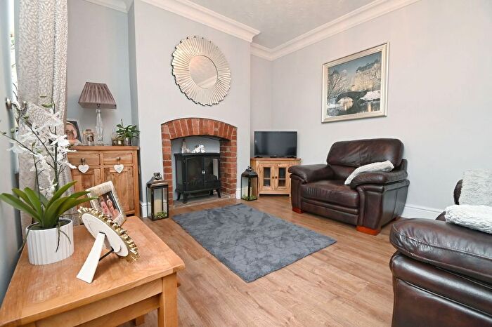 3 Bedroom Terraced House For Sale In Granville Street, Barnsley, S75