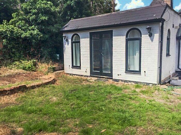 1 Bedroom Flat To Rent In Tidmarsh, Reading, Berkshire RG8