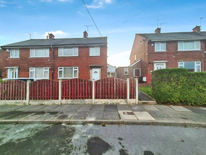 3 Bedroom House To Rent In Ashworth Drive, Rotherham, S61