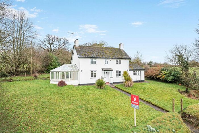 4 Bedroom Detached House For Sale In Witheridge, Tiverton, EX16