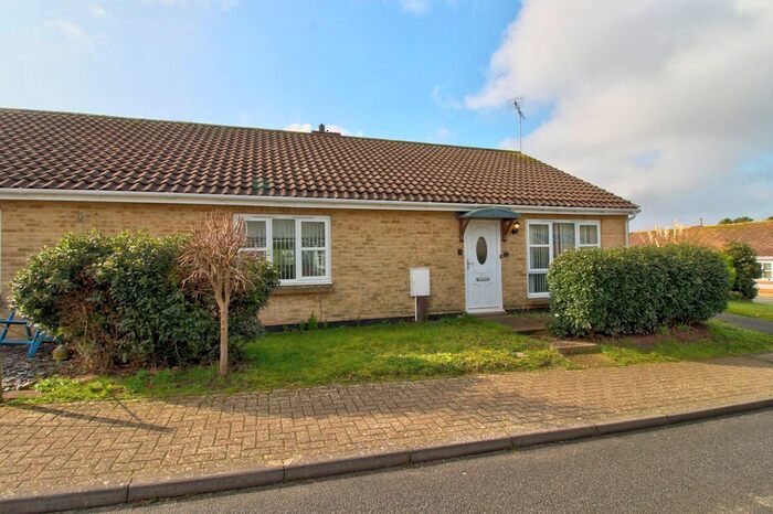 2 Bedroom Semi-Detached Bungalow For Sale In Greenways, Sutton, Woodbridge, IP12