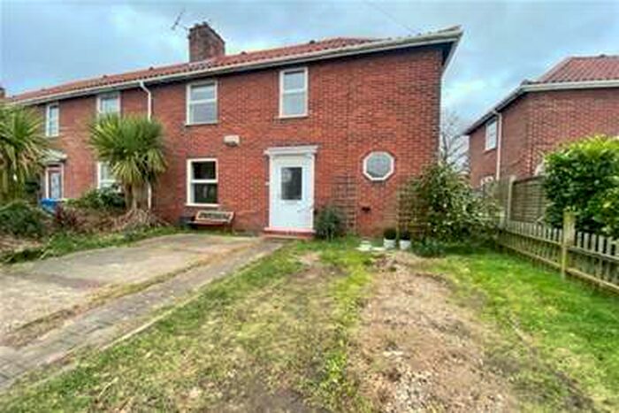 3 Bedroom House To Rent In Bassingham Road, NR3