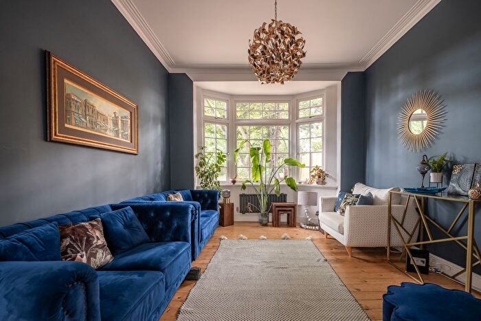 4 Bedroom Semi Detached House To Rent In The Avenue, St Margarets, Twickenham, TW1