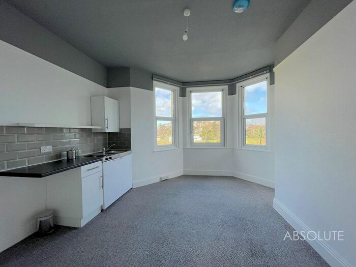 Studio To Rent In Rathmore Road, Torquay, TQ2