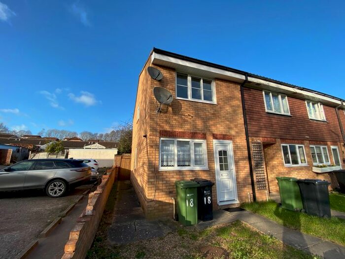 2 Bedroom End Of Terrace House To Rent In Taunton Way, Hereford, HR4