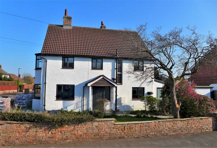 4 Bedroom Detached House To Rent In Whitcliffe Lane, Ripon, HG4