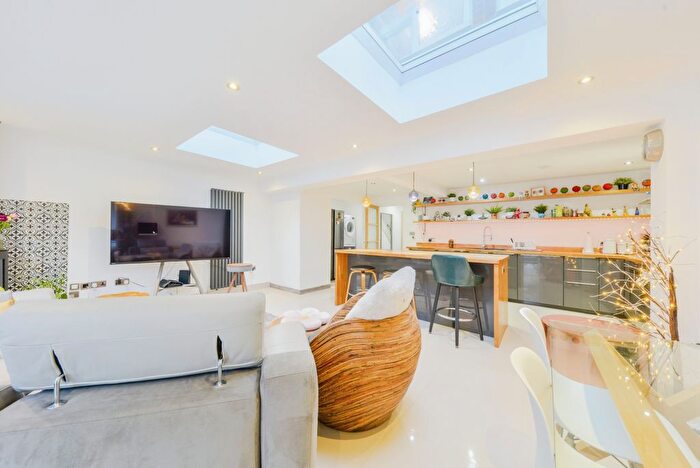 4 Bedroom Terraced House For Sale In Mayfield, Welwyn Garden City, AL8