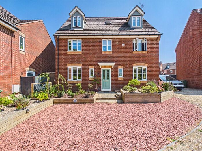 5 Bedroom Detached House For Sale In Youngs Orchard, Abbeymead, Gloucester, Gloucestershire, GL4