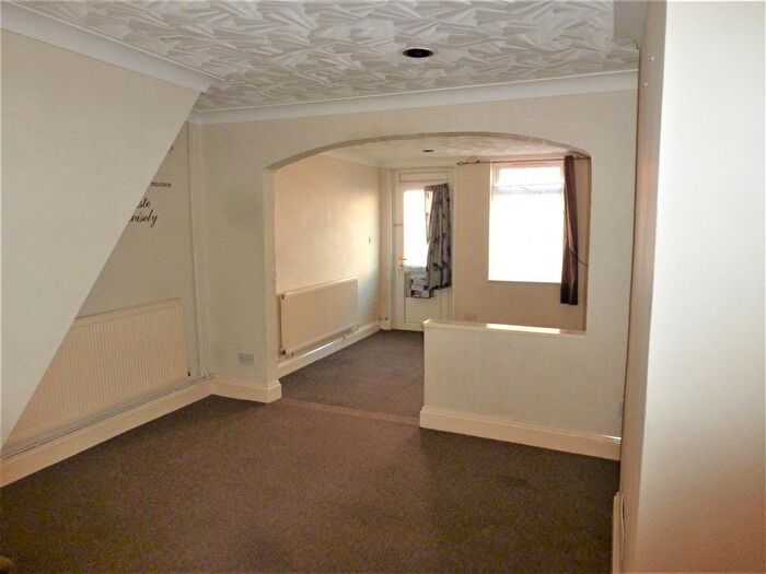 2 Bedroom Terraced House To Rent In Sutton Bridge, PE12