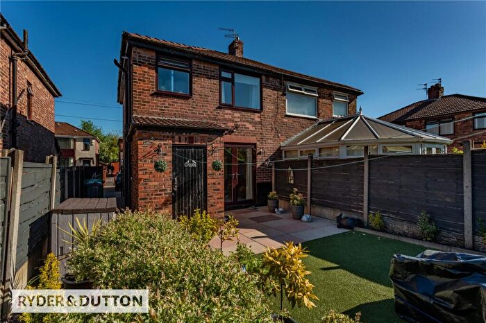 3 Bedroom Semi-Detached House For Sale In Manton Avenue, Blackley, Manchester, M9
