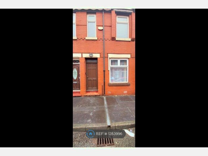 2 Bedroom End Of Terrace House To Rent In Mackenzie Road, Salford M7
