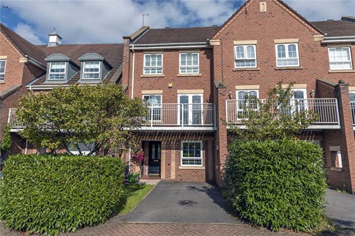 5 Bedroom Semi-Detached House To Rent In Rodyard Way, Coventry, CV1