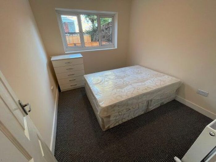 1 Bedroom Flat To Rent In Glanville Road, OX4