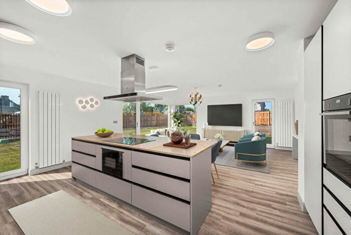 4 Bedroom Detached House For Sale In Errol Station, Errol, Perth, PH2