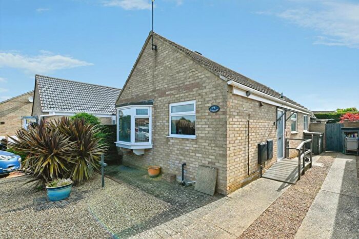 2 Bedroom Bungalow For Sale In Torrey Close, Heacham, King's Lynn, Norfolk, PE31