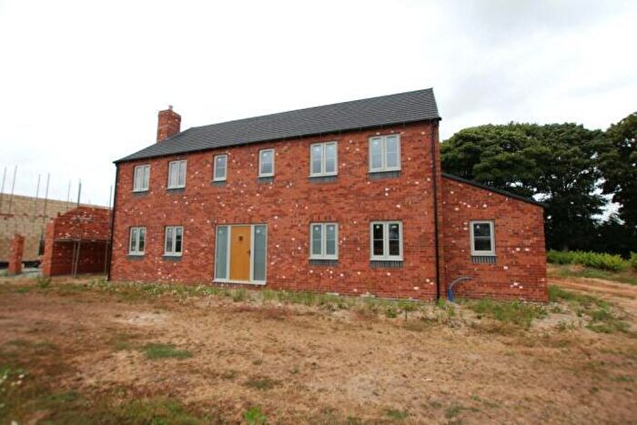 5 Bedroom Detached House For Sale In Butlers Field End, LN1