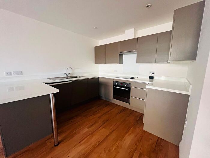 2 Bedroom Flat To Rent In Cheviot House, Baxter Avenue, Southend On Sea, Essex, SS2