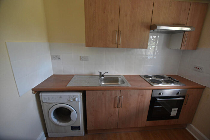 1 Bedroom Flat To Rent In Chatham Road, Oxford, OX1