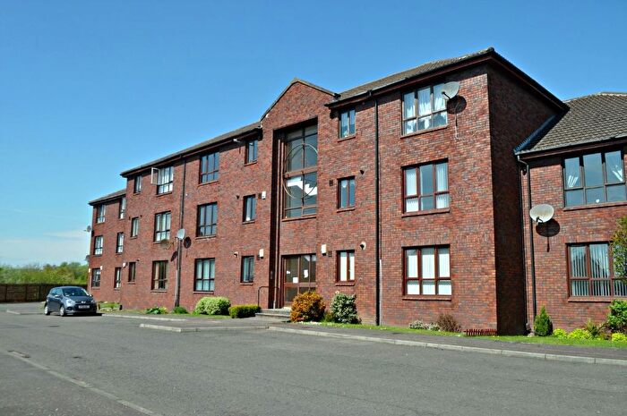 2 Bedroom Flat To Rent In Beatty Court, Kirkcaldy, Fife, KY1