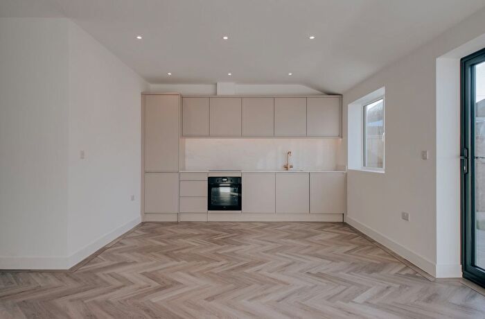 2 Bedroom Semi Detached Bungalow For Sale In The Courtway, Watford, WD19