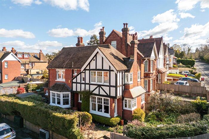 4 Bedroom Semi Detached House For Sale In Eversfield Road, Reigate, RH2