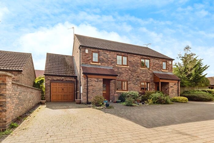 4 Bedroom Semi-Detached House For Sale In Derry Lane, Bingham, Nottingham, NG13