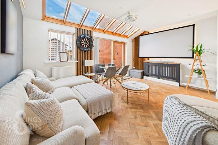 2 Bedroom Terraced House For Sale In Chapel Road, Attleborough, NR17