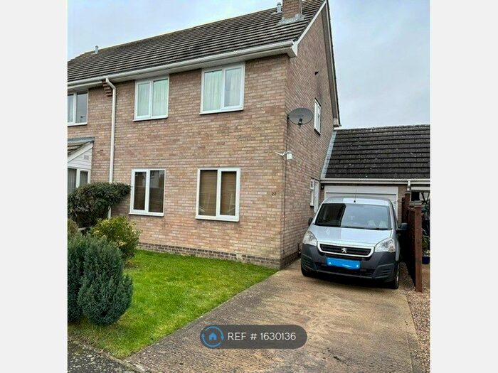 3 Bedroom Semi-Detached House To Rent In Kidder Road, Rayne, Braintree, CM77