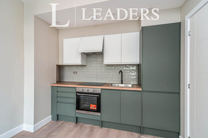 1 Bedroom Apartment To Rent In Lurke Street, Bedford, MK40