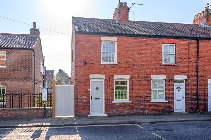 2 Bedroom End Terrace House For Sale In York Street, Dunnington, York, YO19