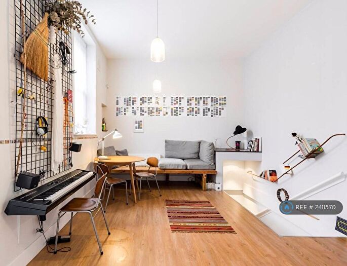 1 Bedroom Flat To Rent In Kingsland Road, London, E8