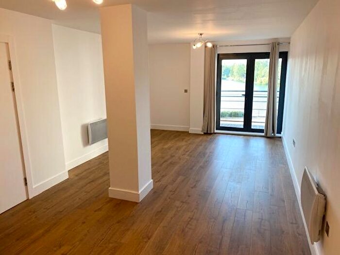 1 Bedroom Apartment To Rent In Galleon Way, Cardiff, CF10