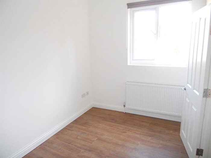 2 Bedroom Flat For Sale In London Road, Croydon, CR0