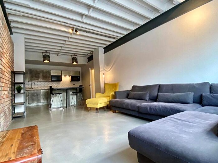 2 Bedroom Apartment To Rent In Camden Lofts, Camden Street, Birmingham, B1
