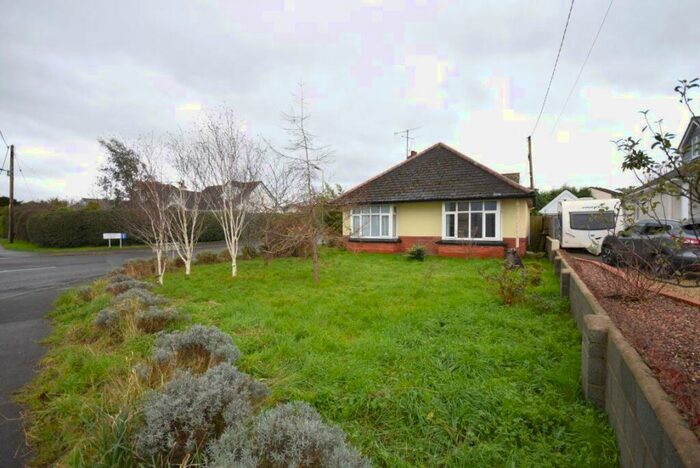 2 Bedroom Bungalow To Rent In West Yelland, Barnstaple, EX31