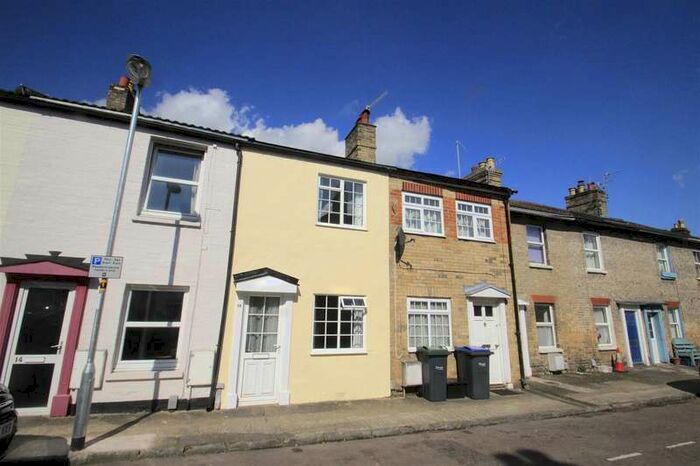 2 Bedroom Terraced House To Rent In Salisbury - East Street, SP2