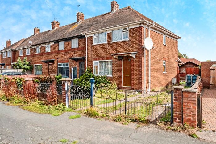 3 Bedroom End Terrace House For Sale In Hinton Crescent, Hereford, HR2
