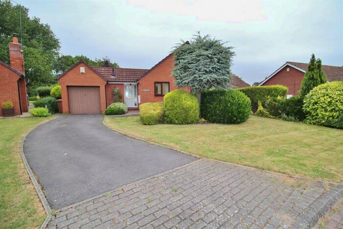 2 Bedroom Bungalow To Rent In Skirlaw Close, Howden, DN14