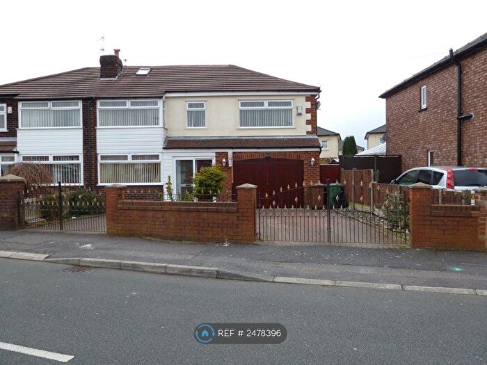4 Bedroom Semi-Detached House To Rent In Wagon Lane, St Helens, WA11