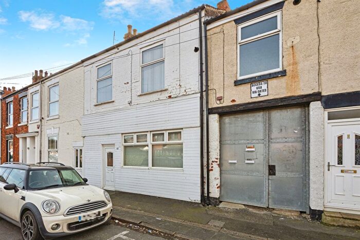 2 Bedroom Terraced House For Sale In Durham Street, Hull, HU8